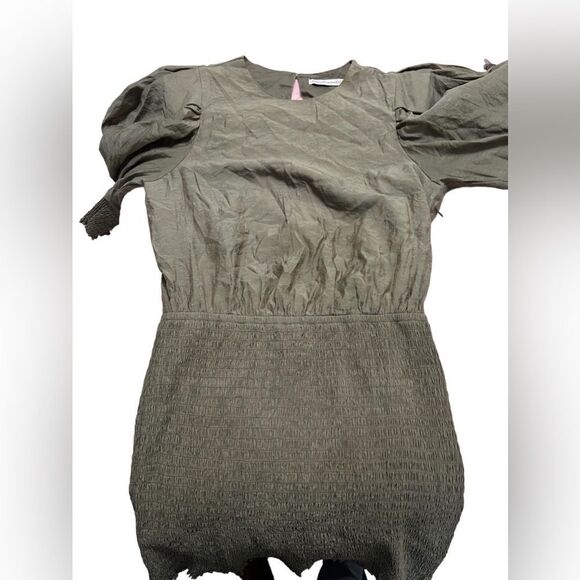 Rebecca Minkoff Geneva Smocked
Puff Sleeve Dress in Army Green large midi - Picture 11 of 16